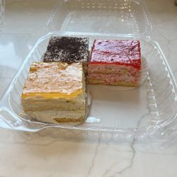 Red Rose Bakery - 3 slices of cake