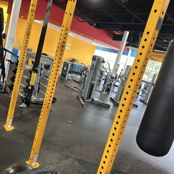 Fitness Connection - Gyms Near Me - Webster, Texas