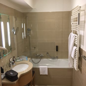 Hotel am Stephansplatz - bathroom - Hotels Near Me - Vienna, 9