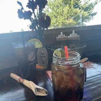 Baldys BBQ - A Cocktail & Ice Tea @ Baldy's BBQ. - Barbeque Near Me - Redmond, Oregon Baldys BBQ - A Cocktail & Ice Tea @ Baldy's BBQ. - Barbeque Near Me - Redmond, Oregon