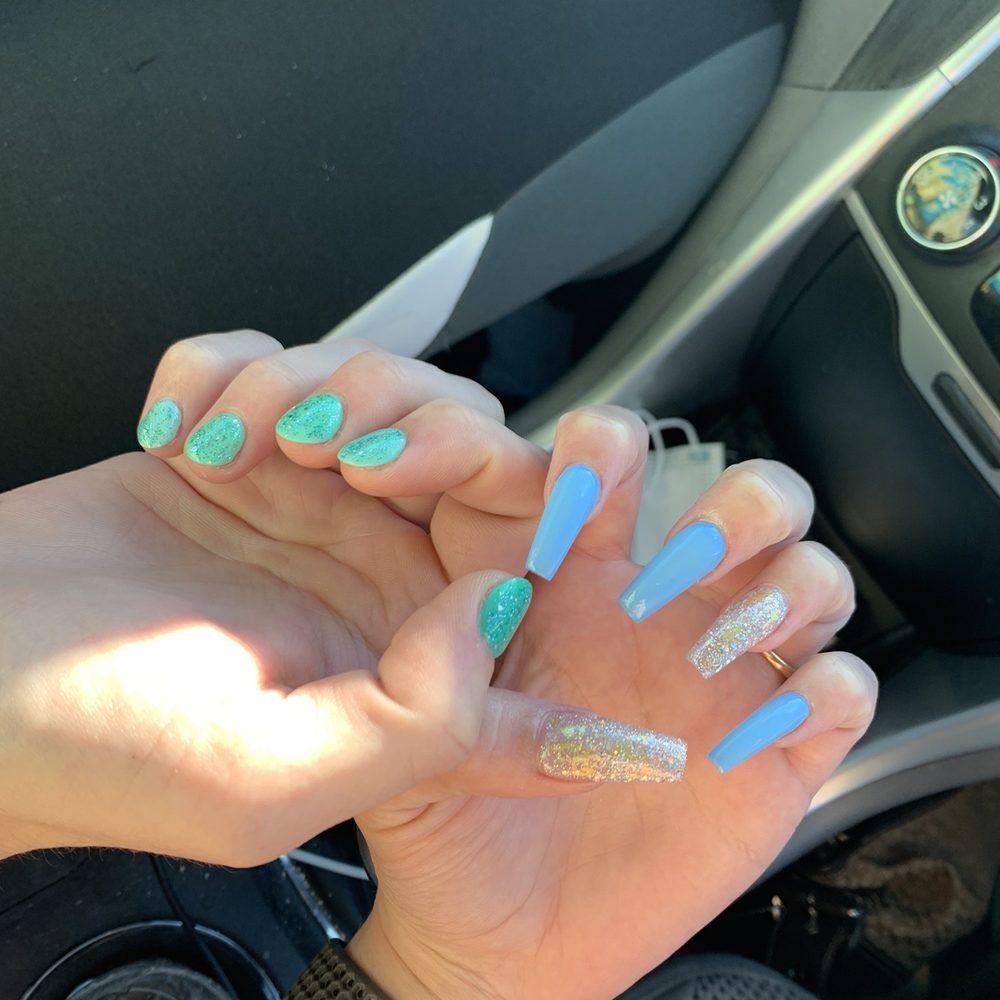 left is dip, right is full set left is dip, right is full set