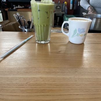 Honey's - Iced Matcha and a latte - Coffee & Tea Near Me - New Orleans, Louisiana