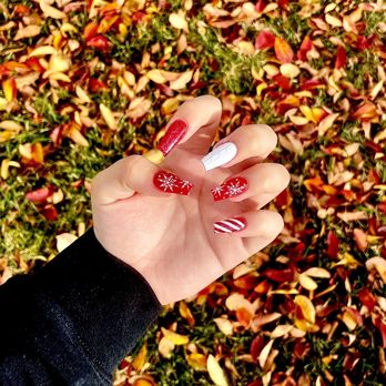 TJ Nail Spa - Christmas Nails - Nail Salons Near Me - Pico Rivera, California TJ Nail Spa - Christmas Nails - Nail Salons Near Me - Pico Rivera, California