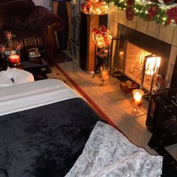 Monets Art Of Massage - Book a massage in the comfort of your own home .