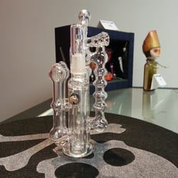 Sparkway Smoke and Vapor - Voj Glass!