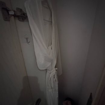 Eau Resort & Spa - Robe in locker - Resorts Near Me - Manalapan, Florida Eau Resort & Spa - Robe in locker - Resorts Near Me - Manalapan, Florida