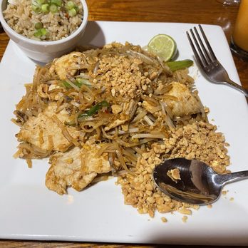 Sawasdee Thai Cuisine - Thai Near Me - Norfolk, Virginia