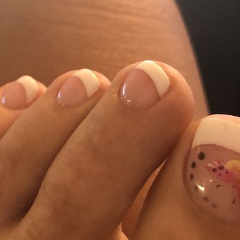 Honolulu Nail Salon - This is the first time I got the French nail style - Nail Salons Near Me - Honolulu, Hawaii Honolulu Nail Salon - This is the first time I got the French nail style - Nail Salons Near Me - Honolulu, Hawaii