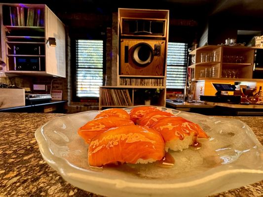 Parachute HiFi by null