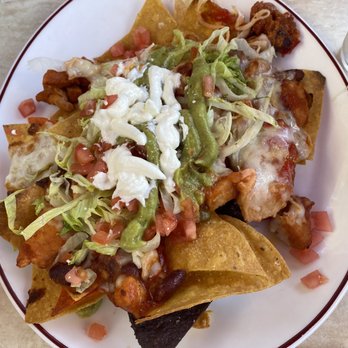 The Village Inn - nachos - Italian Near Me - Wayne, New Jersey