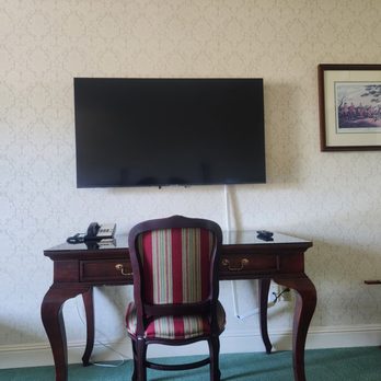 Bristol Hotel - Tv - Hotels Near Me - Campbell, California Bristol Hotel - Tv - Hotels Near Me - Campbell, California