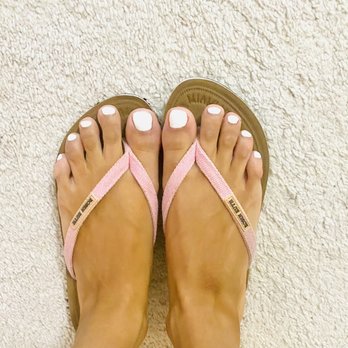 Moko Nail & Spa - White gel pedicure - Nail Salons Near Me - Brooklyn, New York Moko Nail & Spa - White gel pedicure - Nail Salons Near Me - Brooklyn, New York