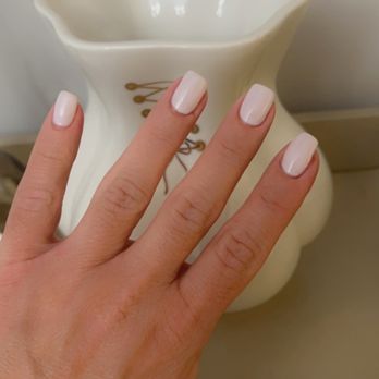 TinTin nail spa - Gel Manicure by Van - Nail Salons Near Me - Encino, California TinTin nail spa - Gel Manicure by Van - Nail Salons Near Me - Encino, California