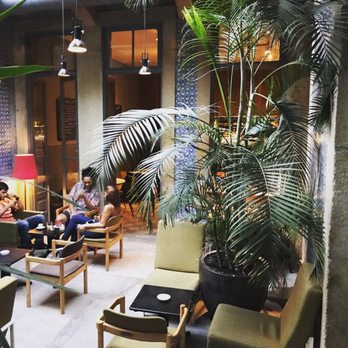 Café Vitória - Diners Near Me - Porto, 13