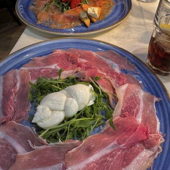 Ristorante Fuoro - Smoked salmon and prosciutto and mozzarella - Italian Near Me - Sorrento, NA
