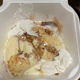 a bowl of ice cream and bananas a bowl of ice cream and bananas