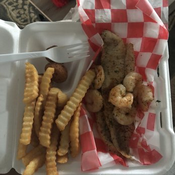 BIG T’S Seafood Restaurant - Grilled shrimp and fish plate about $18 - American Near Me - Grovetown, Georgia