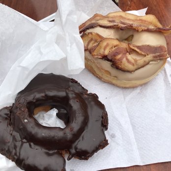 Do-Rite Donuts & Chicken - Chocolate Old-Fashioned Buttermilk Donut Maple Bacon Donut - Donuts Near Me - Chicago, Illinois
