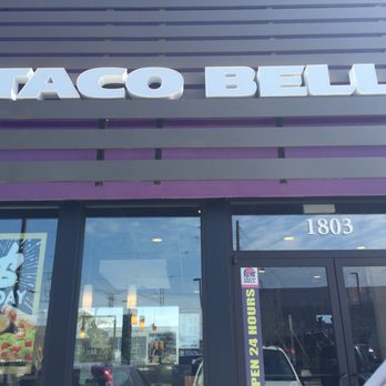 Taco Bell - Entrance - Fast Food Near Me - Annapolis, Maryland