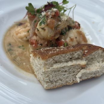 SAINT - Updated February 2025 - 202 Photos & 55 Reviews - 44 Avenida ...