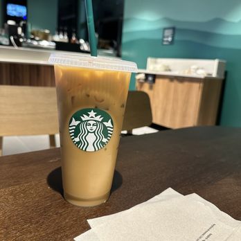 Starbucks - Venti Iced PSL - Coffee & Tea Near Me - Royton, XGM