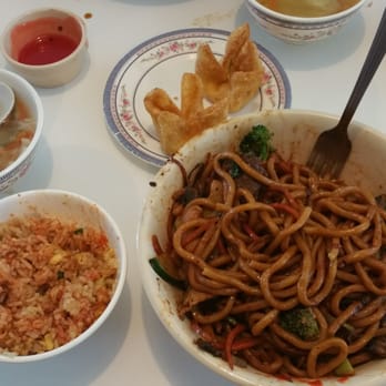 Silver Garden - You get complimentary egg rolls, cream cheese ragoos, soup and fried rice - Chinese Near Me - Sacramento, California