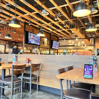 Applebee's Grill + Bar - American Near Me - Pooler, Georgia