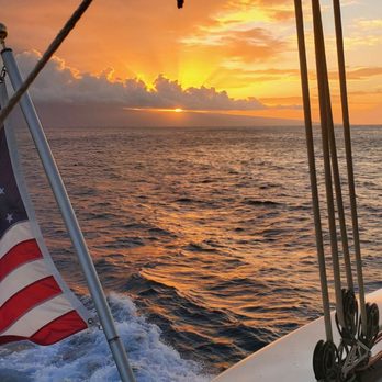 Hula Girl - Sunset - Boating Near Me - Lahaina, Hawaii