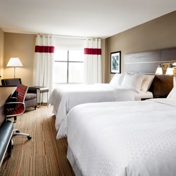 Four Points by Sheraton Cincinnati North - Traditional Double Guestroom - Hotels Near Me - West Chester, Ohio Four Points by Sheraton Cincinnati North - Traditional Double Guestroom - Hotels Near Me - West Chester, Ohio