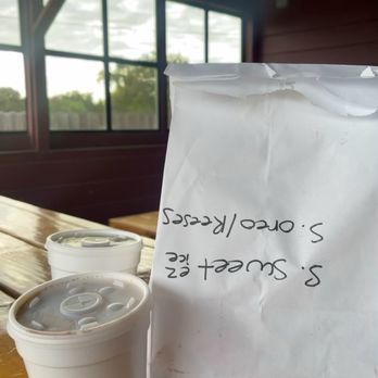 Scenic Drive In - Sweet Tea and Oreo w/ Reese's Milkshake - Sandwiches Near Me - Modesto, California Scenic Drive In - Sweet Tea and Oreo w/ Reese's Milkshake - Sandwiches Near Me - Modesto, California