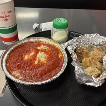 Brooklyn Pizzeria - Lasagna with hidden spinach - Pizza Near Me - Gulfport, Mississippi Brooklyn Pizzeria - Lasagna with hidden spinach - Pizza Near Me - Gulfport, Mississippi