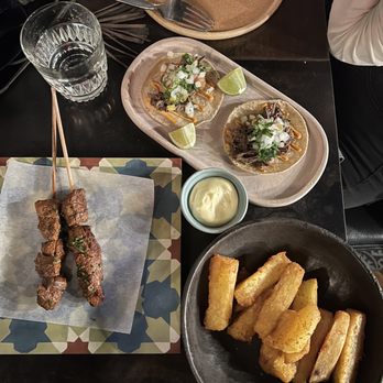 Llama - Yuca fries, steak skewers, steak tacos - Cocktail Bars Near Me - Copenhagen, 84