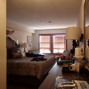 Rimfire Lodge - Rimfire "traditional room" - Hotels Near Me - Snowshoe, West Virginia Rimfire Lodge - Rimfire "traditional room" - Hotels Near Me - Snowshoe, West Virginia