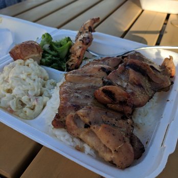 Me's BBQ - Mini plate of BBQ Chicken, side of broccoli and macaroni. - Korean Near Me - Honolulu, Hawaii Me's BBQ - Mini plate of BBQ Chicken, side of broccoli and macaroni. - Korean Near Me - Honolulu, Hawaii