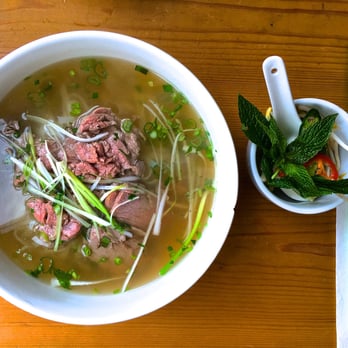 Ngon Ngon - Vietnamese Near Me - London, XGL