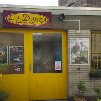 La Danza Tanzzentrum - Der Eingang im Hof. - Dance Schools Near Me - Cologne, NW La Danza Tanzzentrum - Der Eingang im Hof. - Dance Schools Near Me - Cologne, NW