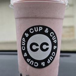 Cup & Cup - Strawberry banana smoothie