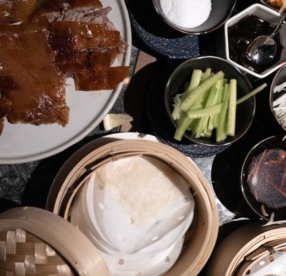 Aves Thai & Asian Fusion restaurant by null