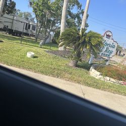Colonia Del Rey RV Park - Sign