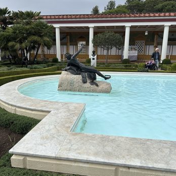 The Getty Villa - The garden pool - Botanical Gardens Near Me - Pacific Palisades, California