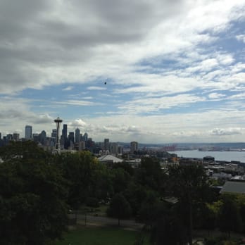 Kerry Park - Parks Near Me - Seattle, Washington
