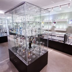 NVS Glassworks - NVS Glassworks sales floor