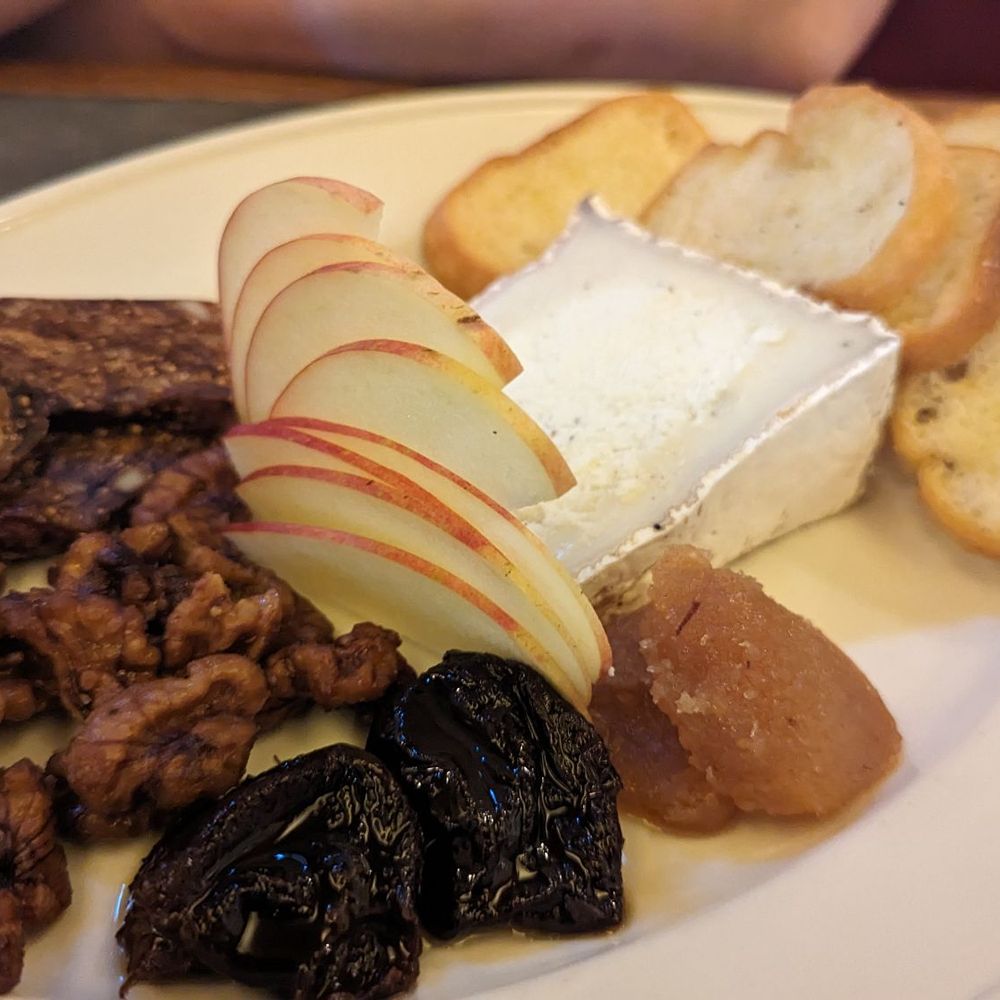 Underwood Bar and Bistro - Cheese plate - Lounges Near Me - Graton, California Underwood Bar and Bistro - Cheese plate - Lounges Near Me - Graton, California