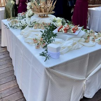 Mountain Terrace - Appetizers - Venues & Event Spaces Near Me - Woodside, California Mountain Terrace - Appetizers - Venues & Event Spaces Near Me - Woodside, California