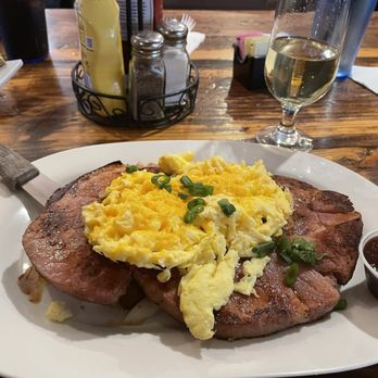 Ol Railroad Cafe - Ham steak - Cafes Near Me - Rosenberg, Texas