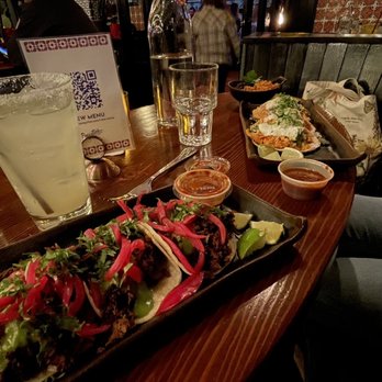 Poquitos - Mexican Near Me - Seattle, Washington