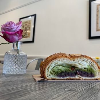 Le Hérisson - Red bean and Matcha croissant - Cafes Near Me - Simi Valley, California