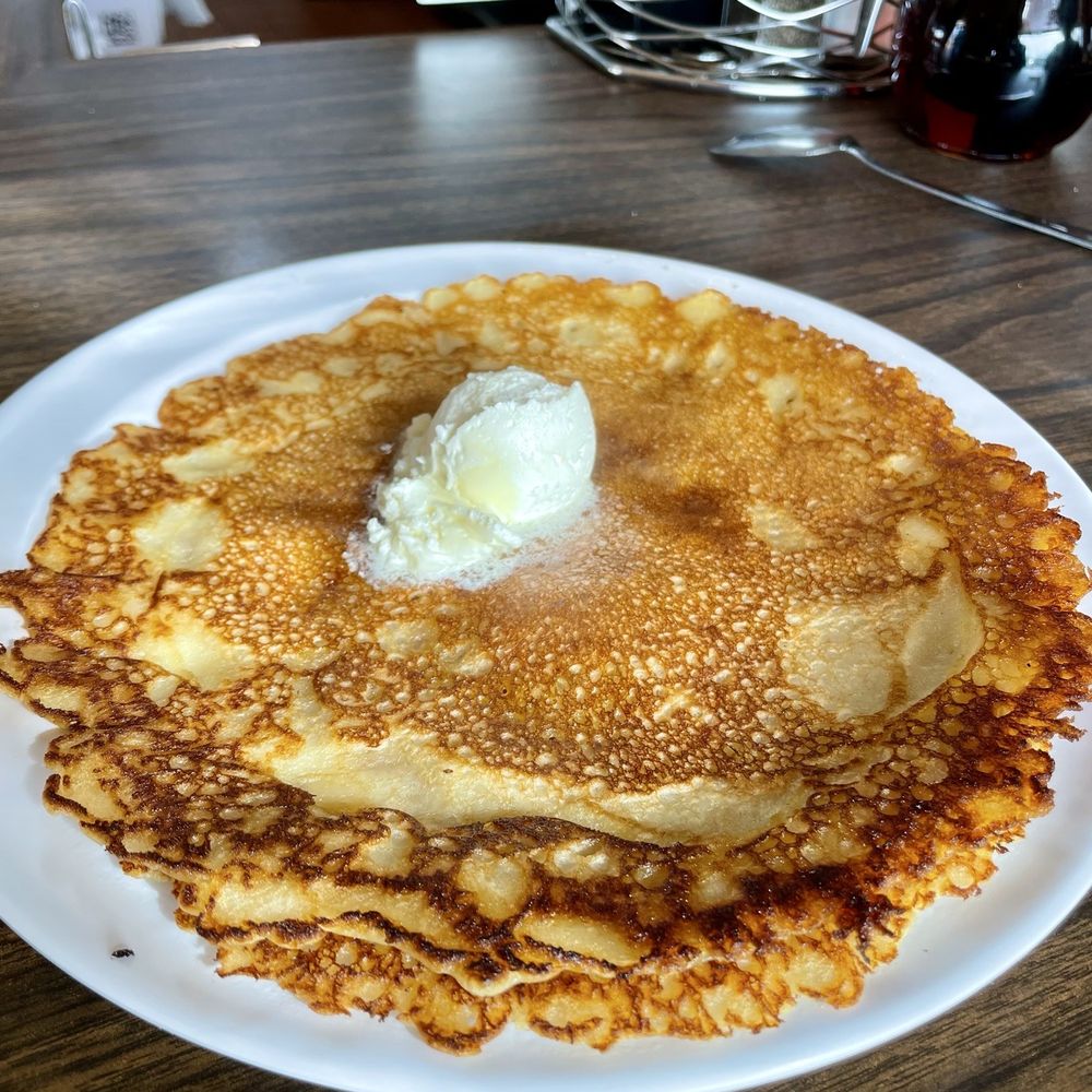 Maggie's Restaurant - Pancakes (Crispy) - Burgers Near Me - Vallejo, California Maggie's Restaurant - Pancakes (Crispy) - Burgers Near Me - Vallejo, California