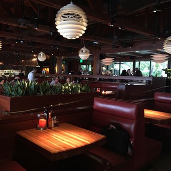 Houston's Restaurant - American Near Me - Pompano Beach, Florida Houston's Restaurant - American Near Me - Pompano Beach, Florida