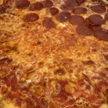 Cranbury Pizza - Half plain, half pepperoni - Pizza Near Me - Cranbury, New Jersey Cranbury Pizza - Half plain, half pepperoni - Pizza Near Me - Cranbury, New Jersey